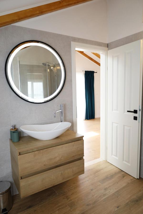 Holiday House Nono Sumartin Buitenkant foto