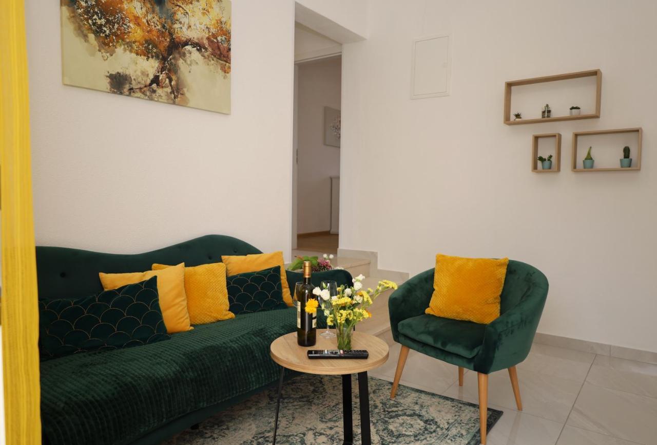Holiday House Nono Sumartin Buitenkant foto