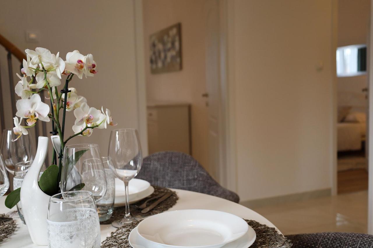 Holiday House Nono Sumartin Buitenkant foto